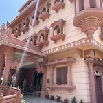 Hotel Seth Murlidhar Seva Sadan-Near Prem Mandir